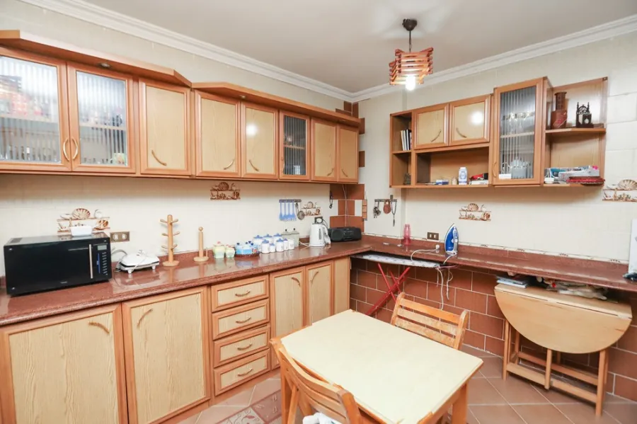 شقة للبيع 230م سان ستفانو