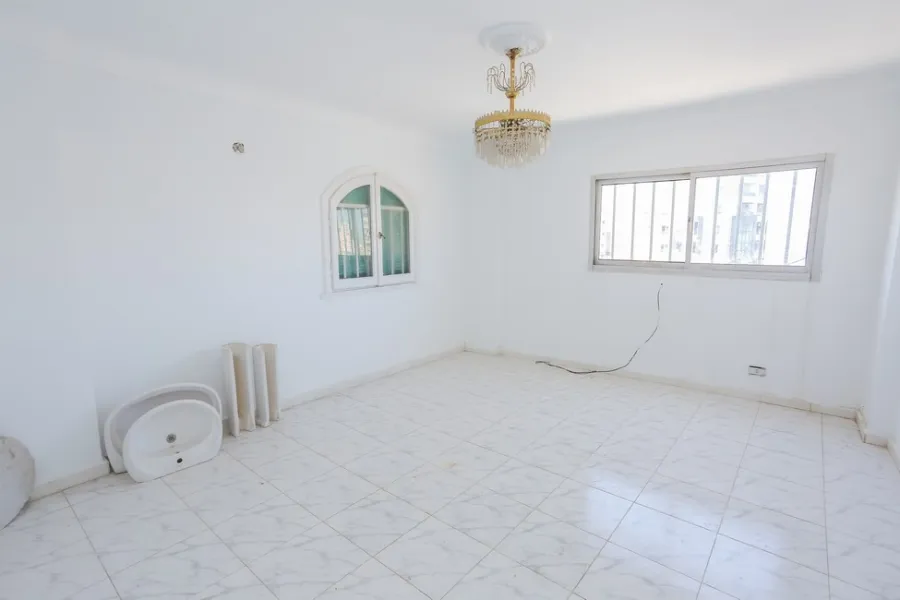 Apartment For Sale 200m Sidi Besher (Mohamed Nageib St.)
