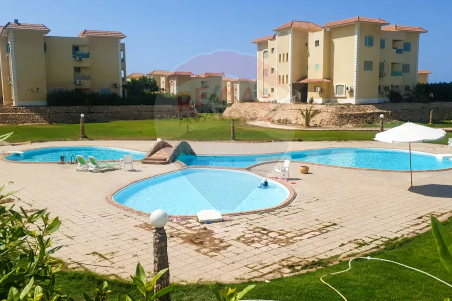 Chalet + garden for sale on the coast (Marina Gardens Village) 155 m