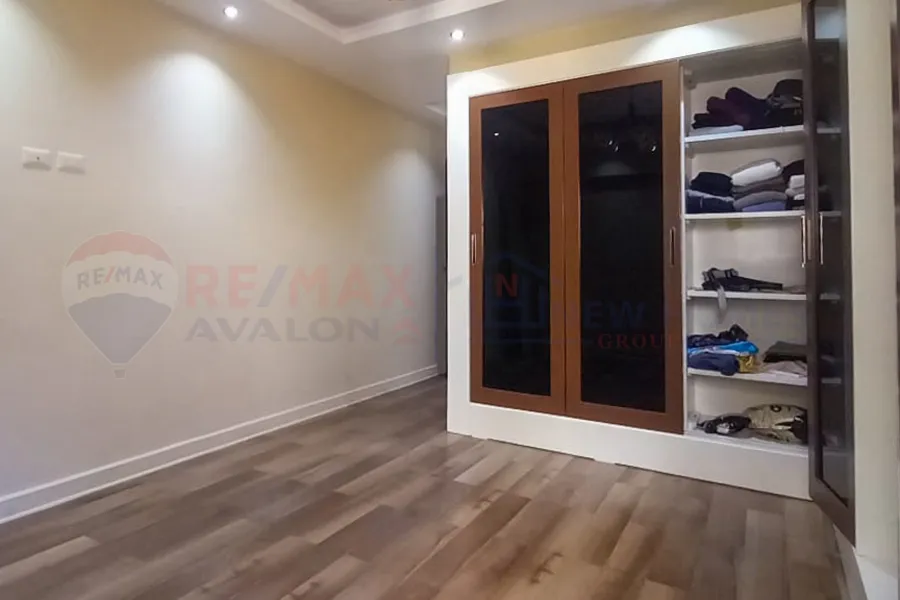 شقة للبيع 205 م رشدي (ش سوريا - برج براند)