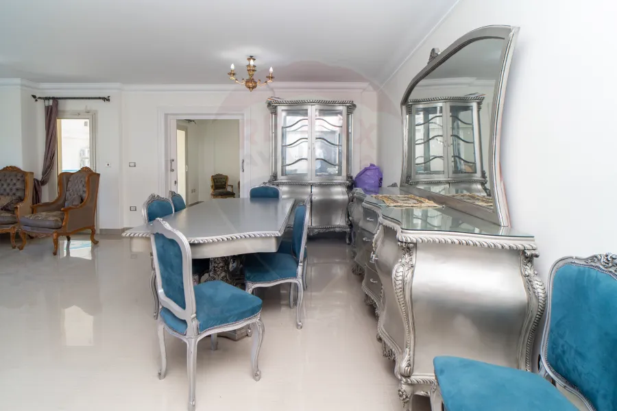 شقة للبيع 263 م سموحة (كومباوند انطونيادس)