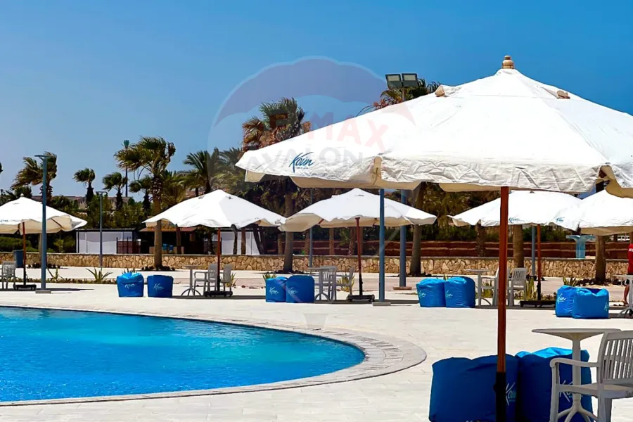 شاليه أرضي بجاردن للبيع (كون - رأس الحكمة) 73 م