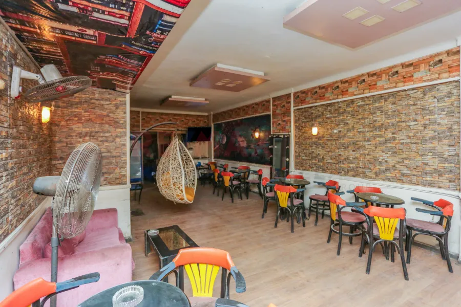 Cafe for sale 161 m Bolkley (steps from Judges Club)