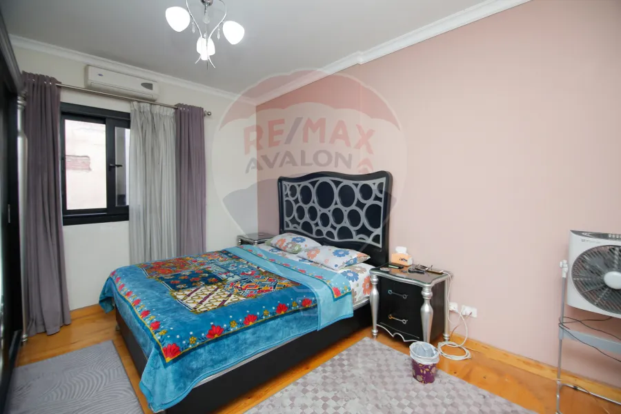 Apartment for sale 217 m Louran (Abdel Salam Aref St. - Brand Building)