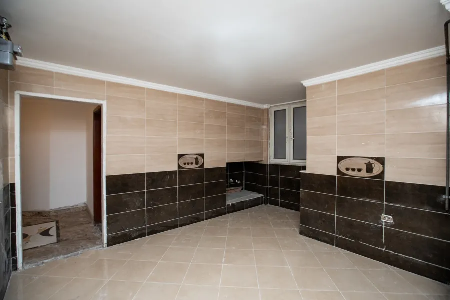 شقة للبيع 210م وابور المياه (ش جلال الدين الدسوقي)