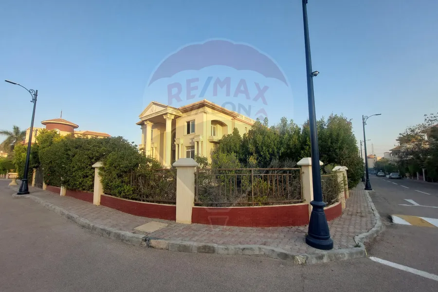 فيلا للبيع 1,113 م كينج ماريوط ( العروبه رويال )