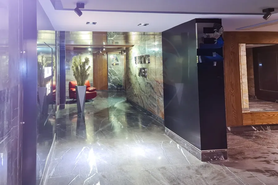 Mezzanine for sale 300 m Lauran (directly Abu Qir St.)