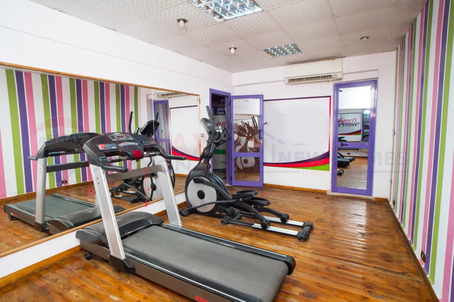 شقة للبيع 152 م سان ستيفانو (بالقرب من الفور سيزون)