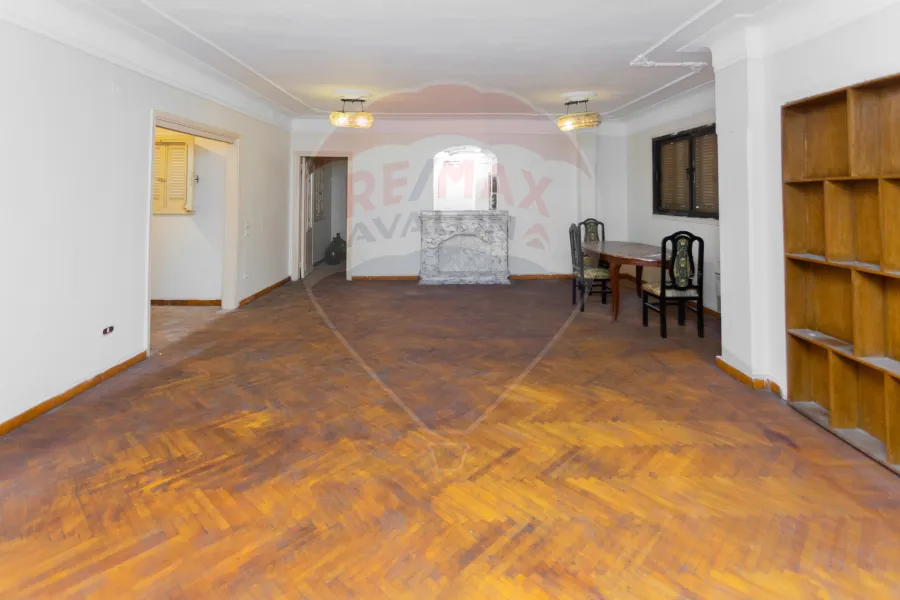 شقة للايجار 400 م سبورتنج (ش بورسعيد)