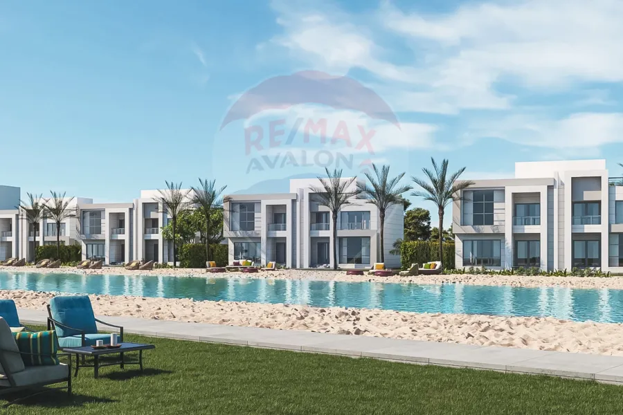 Ground Chalet + Garden for sale North Coast (Ariba Village)