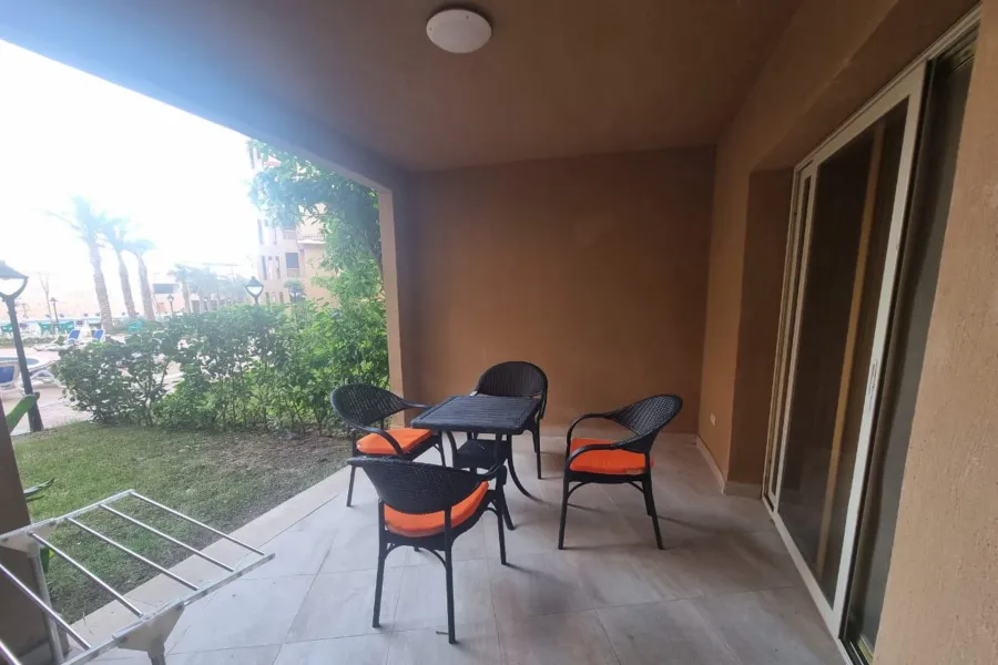 شاليه أرضى بجاردن للبيع (أكوا فيو) 96 م