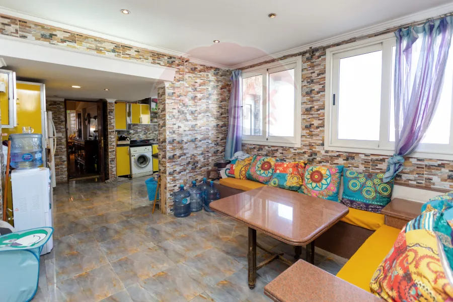 شقة للبيع 430 م سموحة (ش بهاء الدين الغتوري)