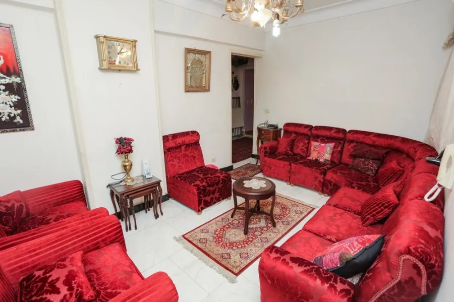 Apartment For Sale 175m El-Saraya (El-Giesh Road)