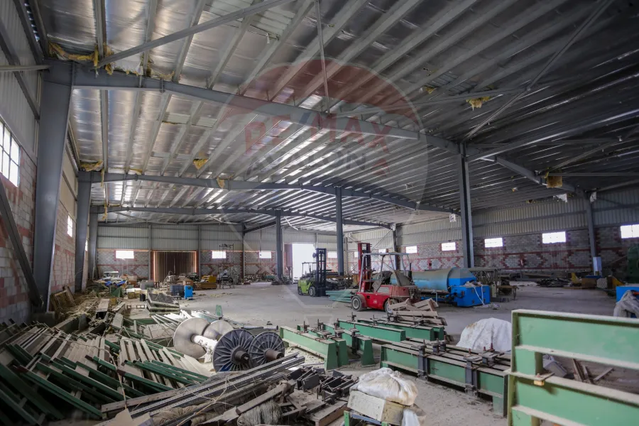 مصنع للبيع 4,593 م برج العرب (المنطقة الصناعية الرابعة)