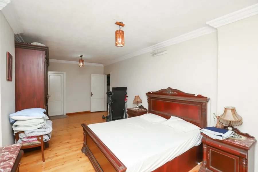 شقة للبيع 230م سان ستفانو