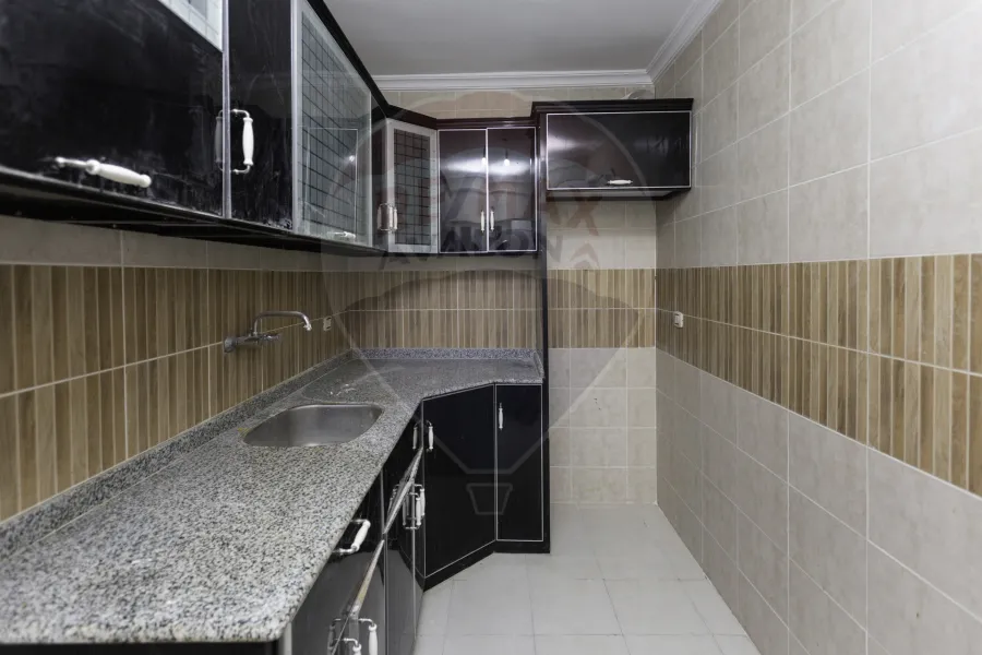 شقة للبيع 165 م الابراهيمية (ش كانوب)