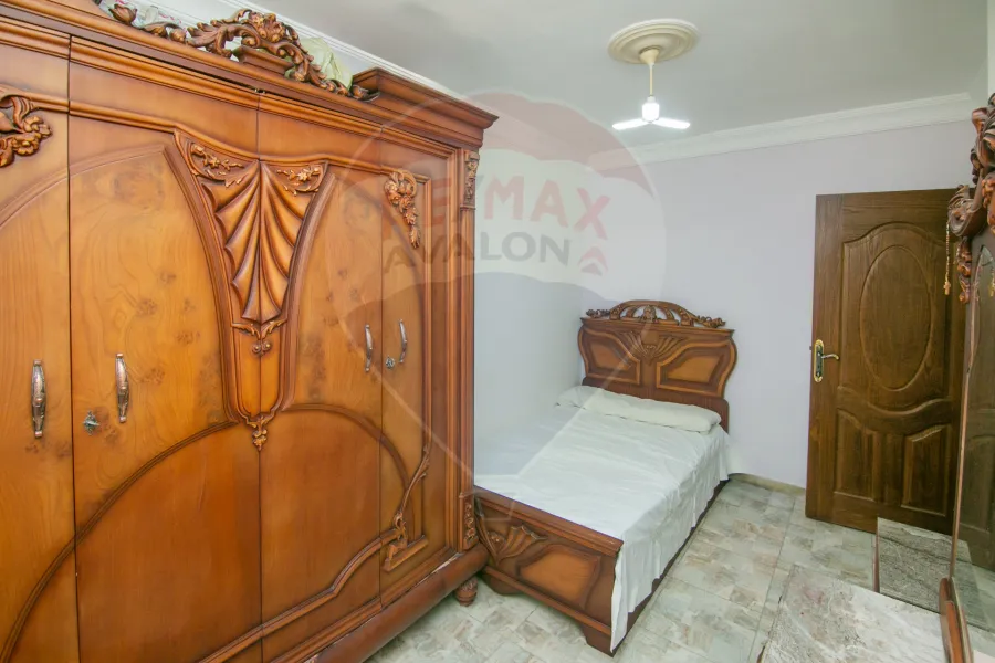 شقة للبيع 130 م سبورتنج (خطوات من ش بورسعيد)