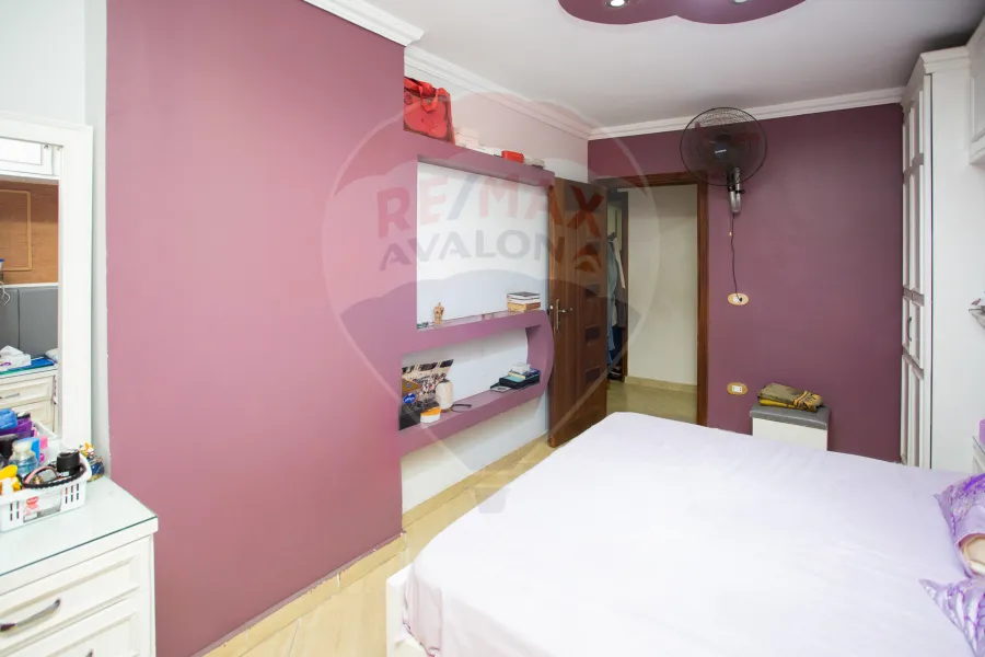 شقه للبيع 135 م سموحة (ش النصر)