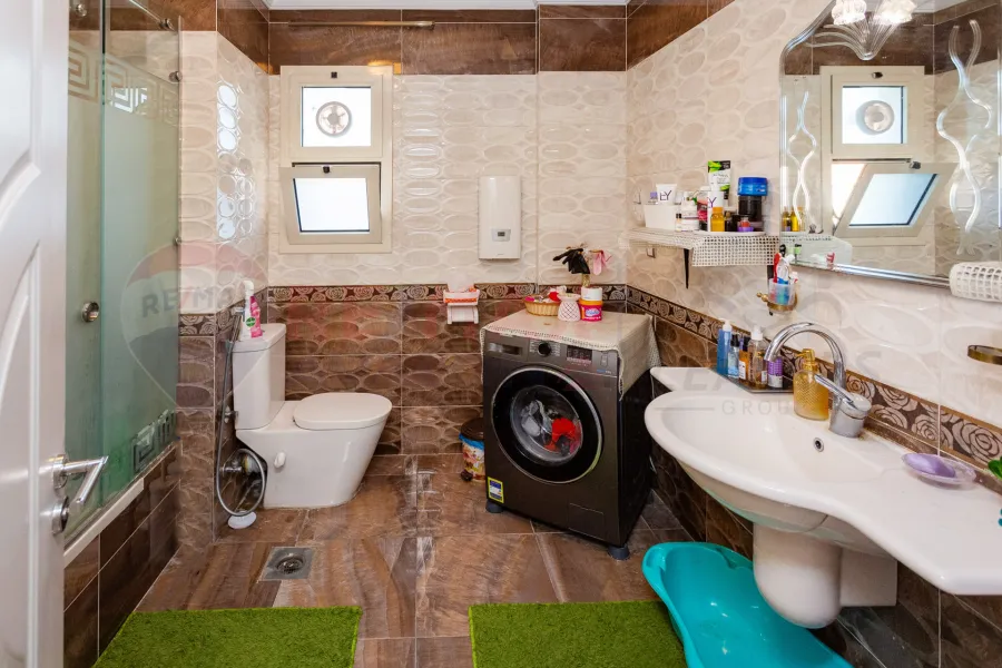 شقة للبيع 204 م سموحه (انطونيادس سيتي)