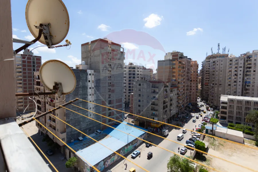 شقة للبيع 133 م السيوف (شارع الشهر العقاري)