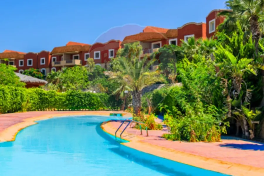 شاليه للبيع (بانجلوس) 80 م