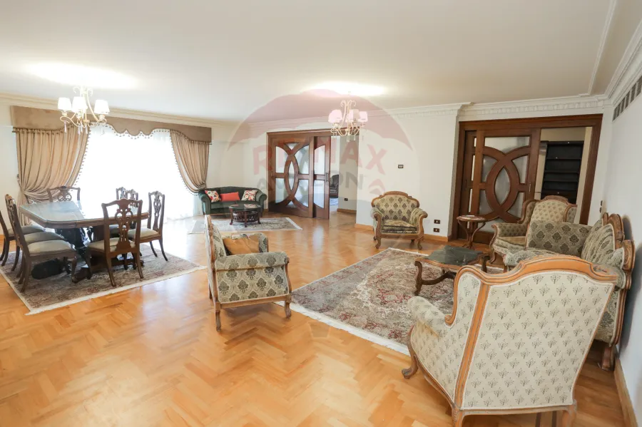 شقة للإيجار المفروش 345 م زيزينيا (أمام قصرالمجوهرات)