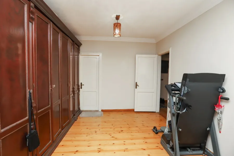 شقة للبيع 230م سان ستفانو