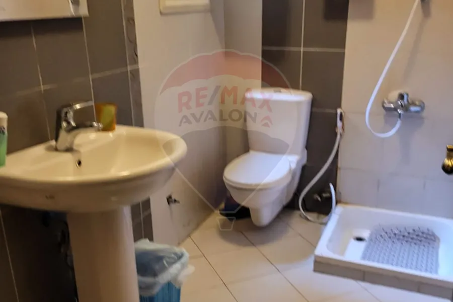 Villa for sale north coast (Marina 5) 500 m