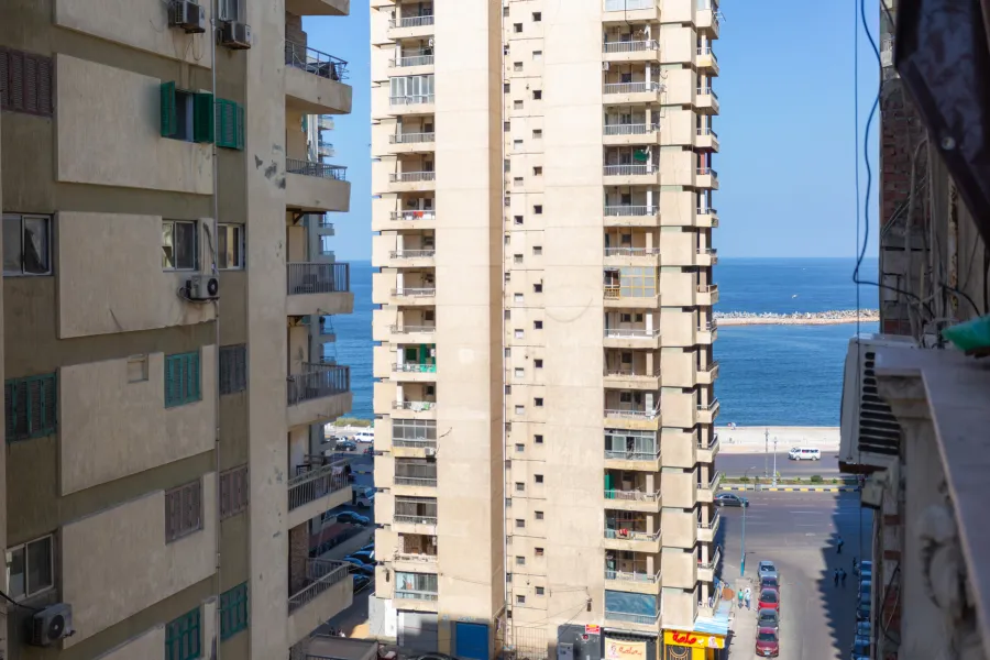 Apartment for sale 138 m Sidi Bishr (next to Al Mahrousa Hotel)