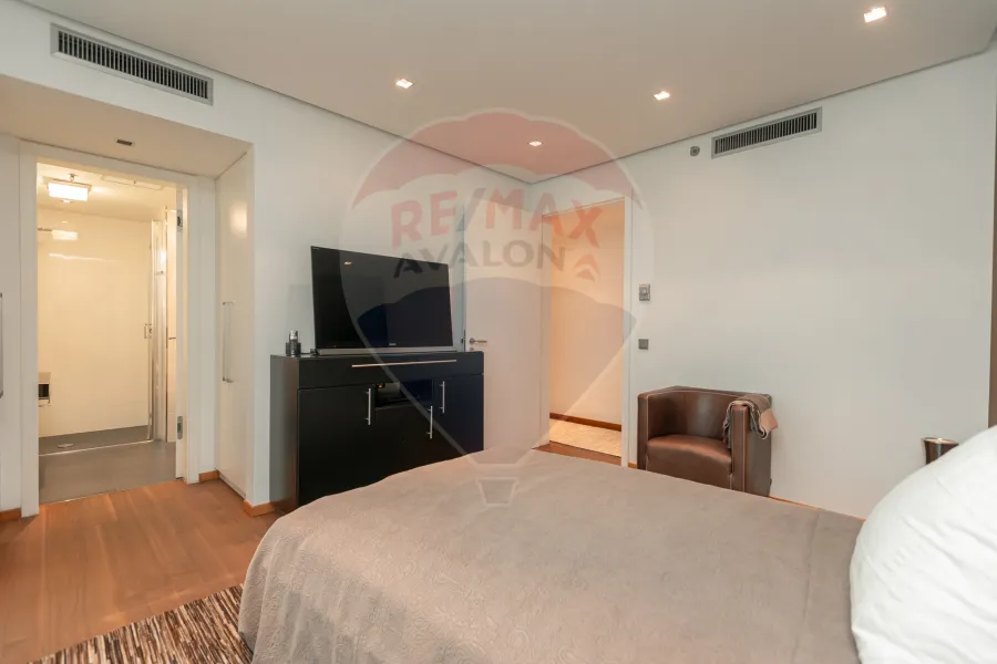 Apartment for sale 365 m San Stefano (Four Seasons)