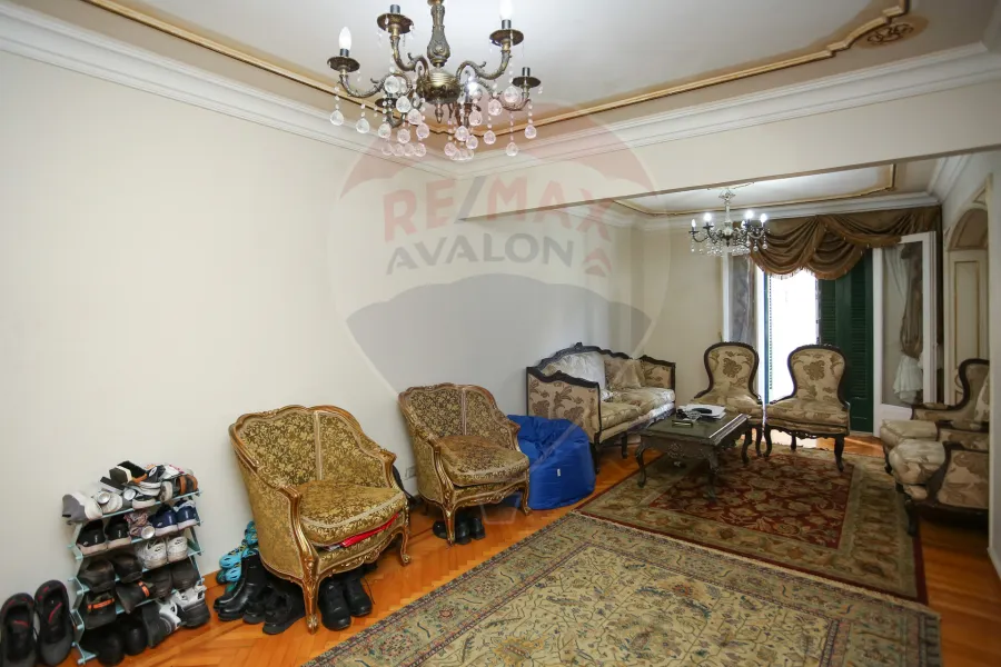 r sale 175 m Kafr Abdo (Mohamed Safwat St)