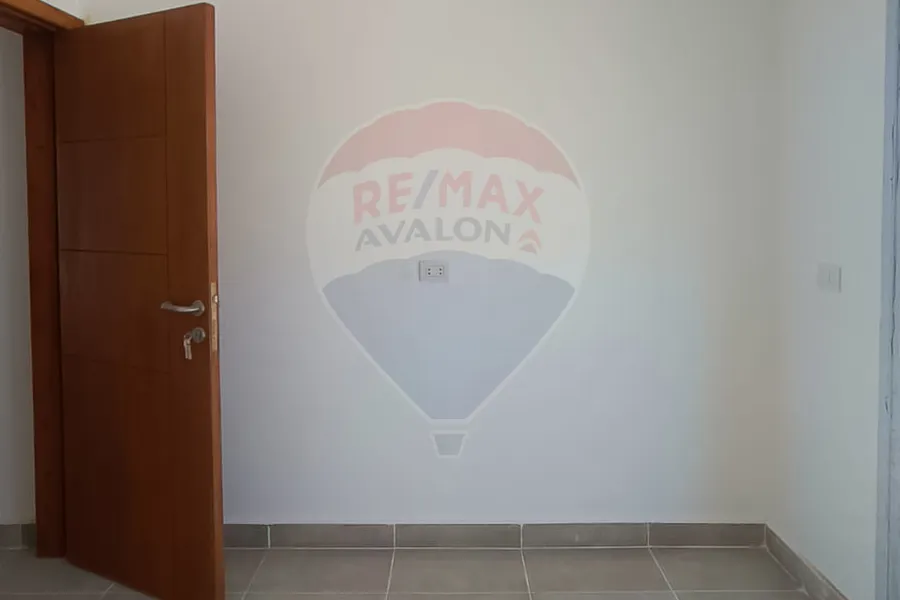 شاليه دوبلكس للبيع (ماونتن فيو - راس الحكمة) 115 م + 50 م رووف