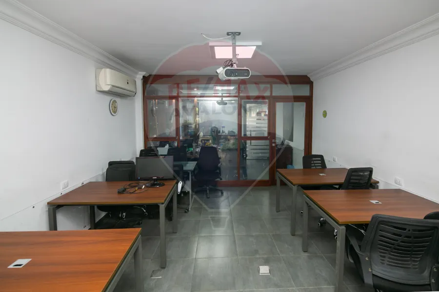 مقر اداري للايجار المفروش 170 م كفر عبده (عمارة الفرات)