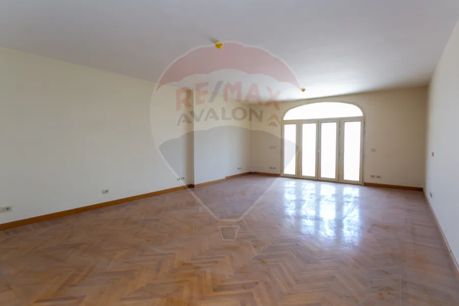 شقة للبيع 248 م سموحة ( ش فوزي معاذ رئيسي - برج اللوتس