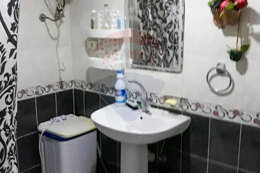 شاليه للبيع (منتجع مارسيليا) 65 م  - 900,000 ج