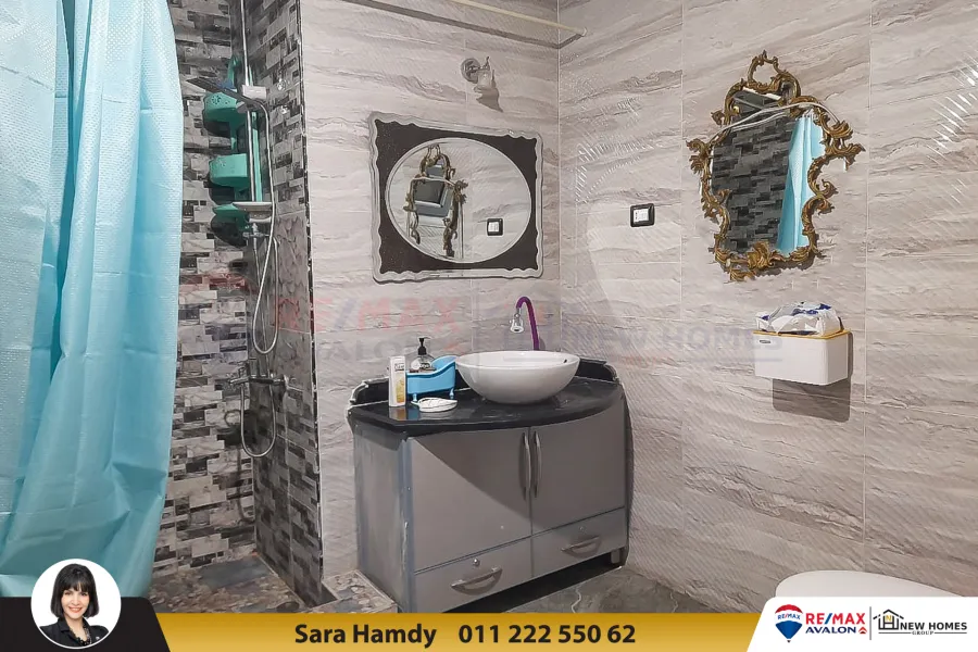 شقة للبيع 180م سان ستيفانو (على البحر مباشرة ) - فيو كامل علي البحر مباشرة