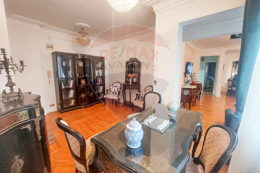 Furnished apartment for rent 120 m San Stefano (Directly On The Tram)