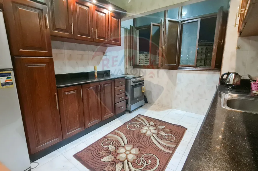 شقة للايجار 110 م سموحة (تعاونيات سموحة)