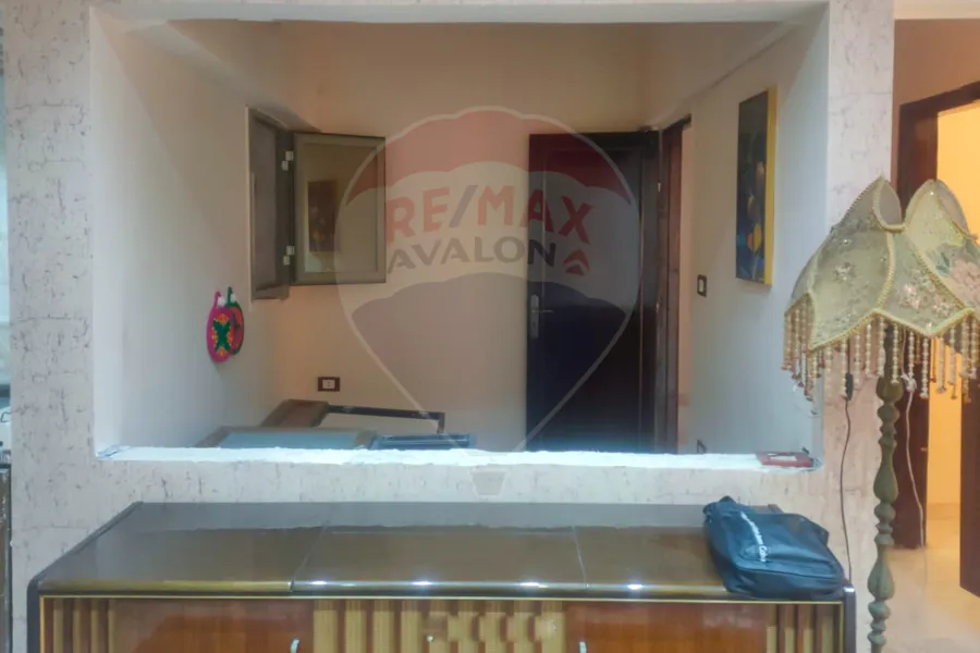 Apartment for sale 100 m Louran (first number from the sea) - 2,850,000 EGP