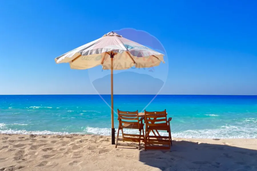 شاليه للبيع الساحل (وايت ساند) الكيلو 75 بحري الطريق - 65 م + 57 م رووف