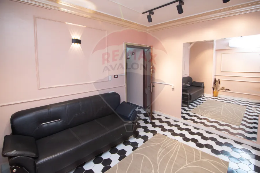 Administrative office for sale 90 m Louran (branched from El-Eqbal st.)