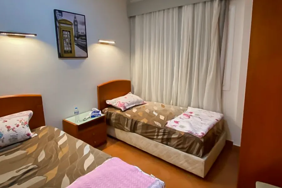 Ground chalet with garden for sale (Porto Golf) 80 m