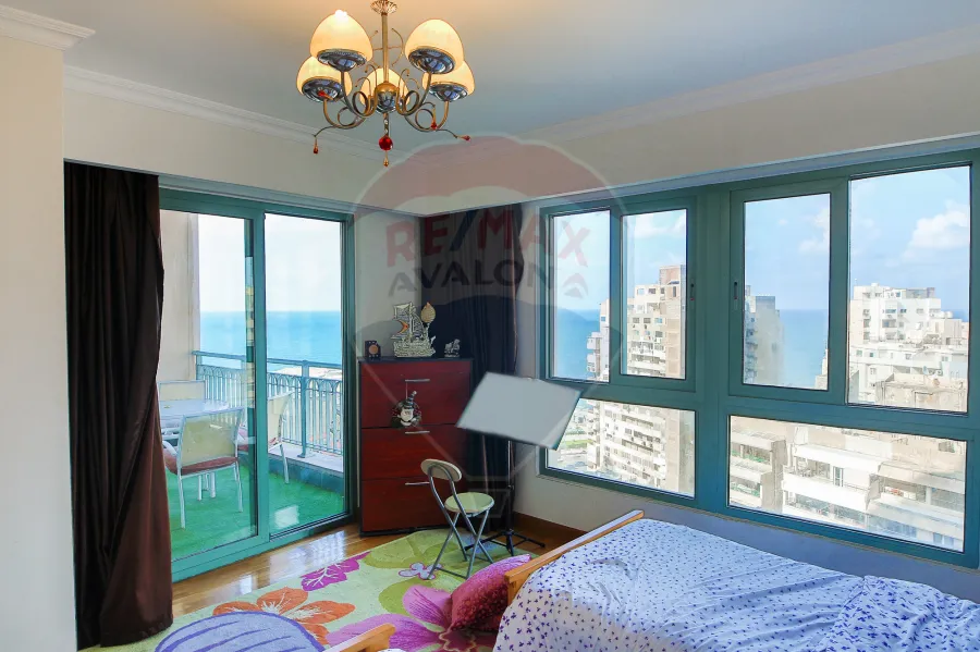 شقة للإيجار المفروش 136 م سان ستيفانو (الفورسيزونز)