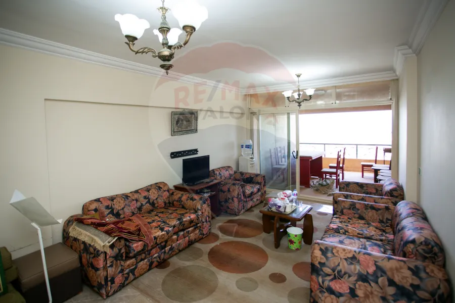 شقة للبيع 145 م المندرة (رويال بلازا)