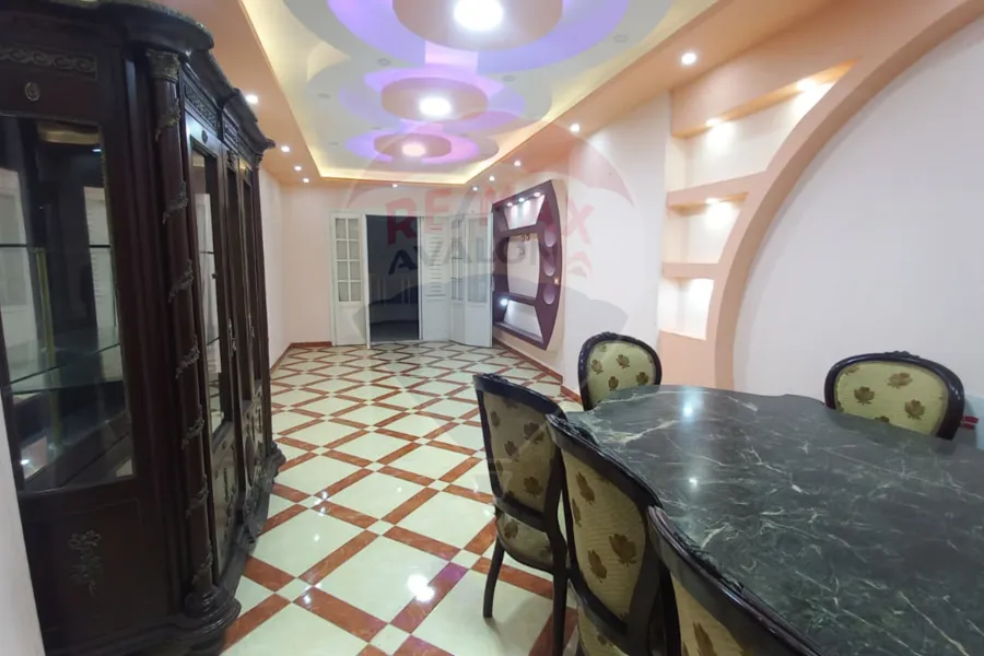 Apartment for rent 180 m in Miami (steps from the sea)