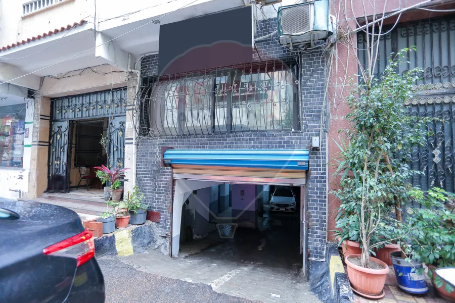 جراج للبيع 400 م كفر عبده (ش محمد جبريل)