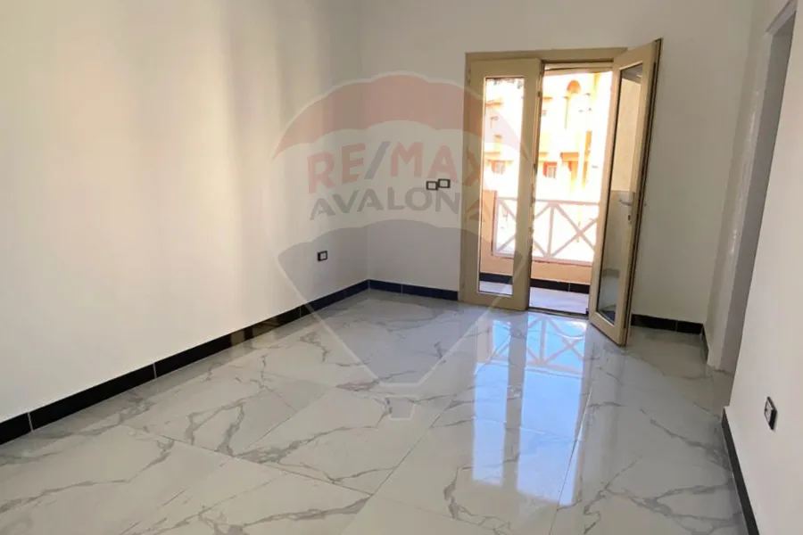 فيلا ستاند الون للبيع (بيرلا مارينا) 250 م