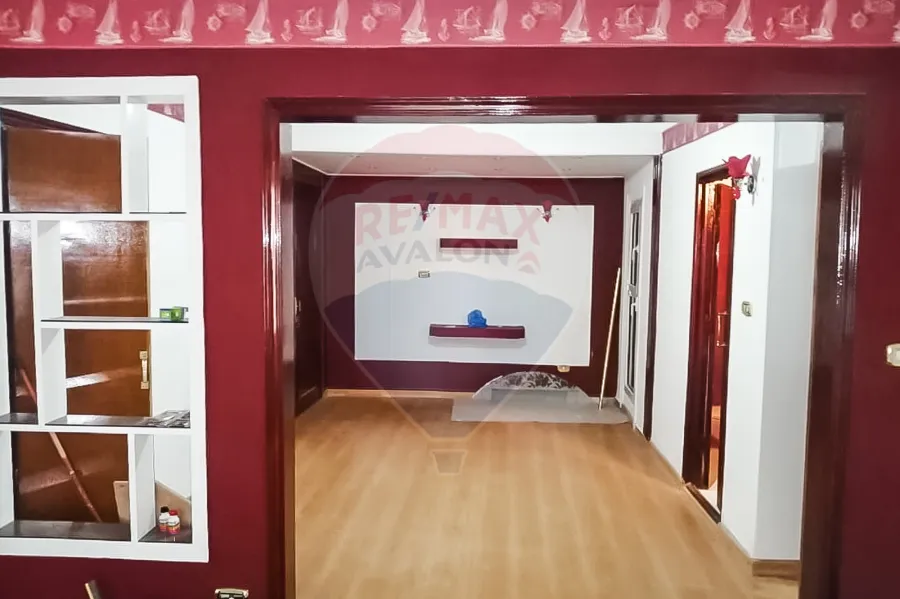 Apartment For Rent 150 m Roushdy (Directly On Tram Station) - For Administrative Use