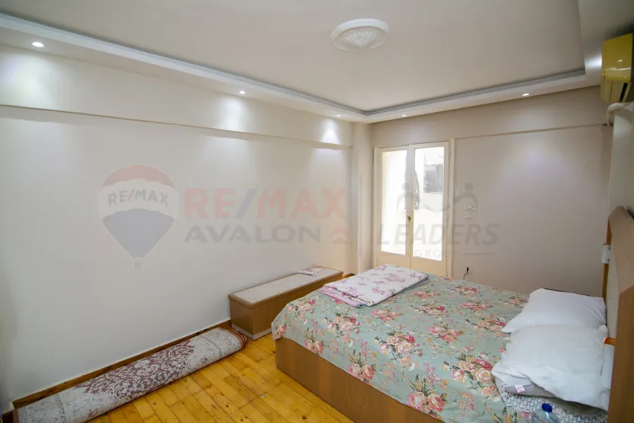 Apartment for sale 200 m Bolkley (Ahmed Helmy St.)