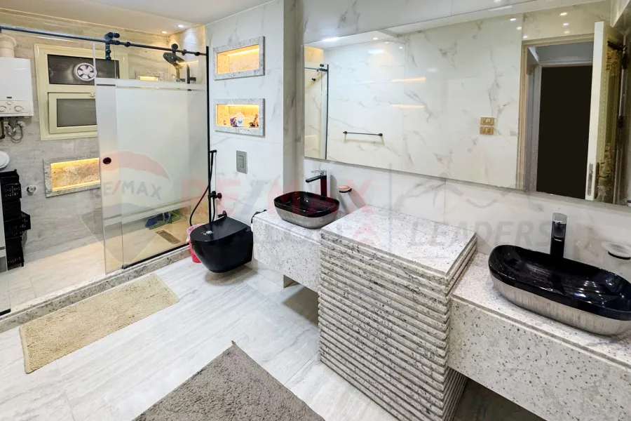 Furnished hotel apartment for rent 193 m Smouha (Victor Emmanuel Square)